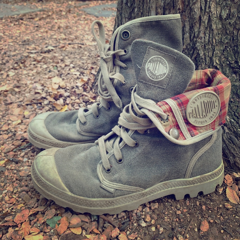 Palladium roll down canvas boots